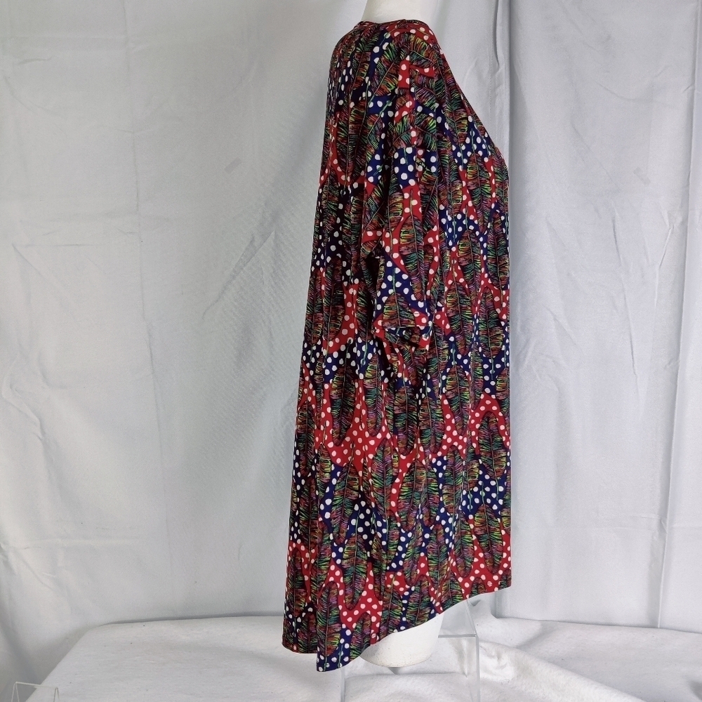 NEW LuLaRoe "Irma" Tunic Top T Tee Shirt Dress Womens Sz XL Feathers Red Blue - Picture 6 of 16